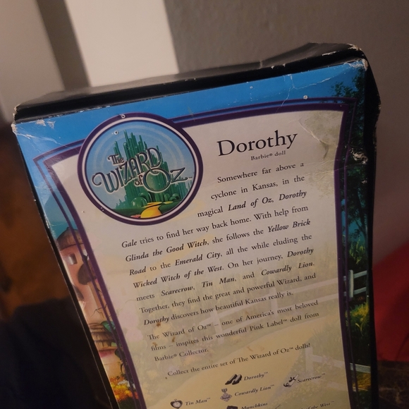 Dorothy Barbie 👠 ✨️ Pink label 🩷 collectors doll - Picture 6 of 10